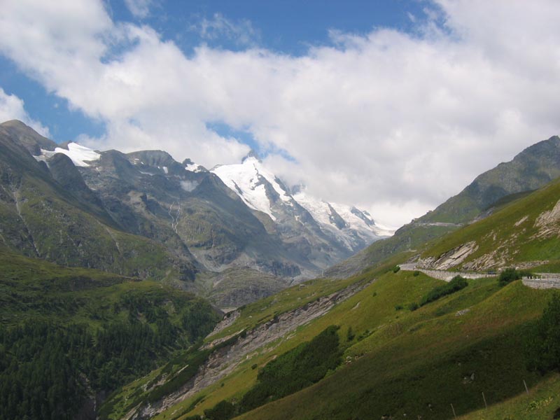 Le Großglockner à peine ennuagé !