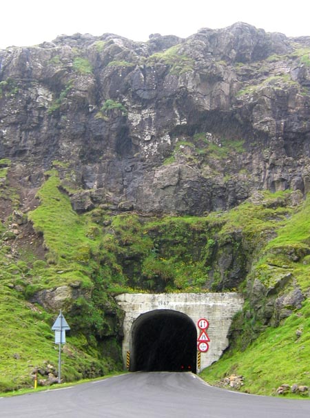 tunnel à voie unique (Borðoy)