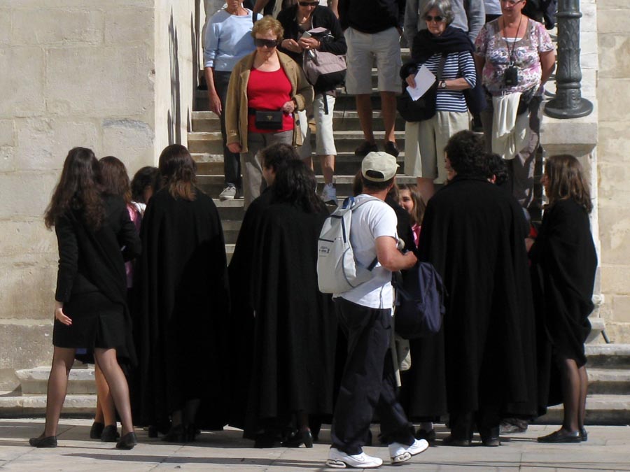 v Coimbra